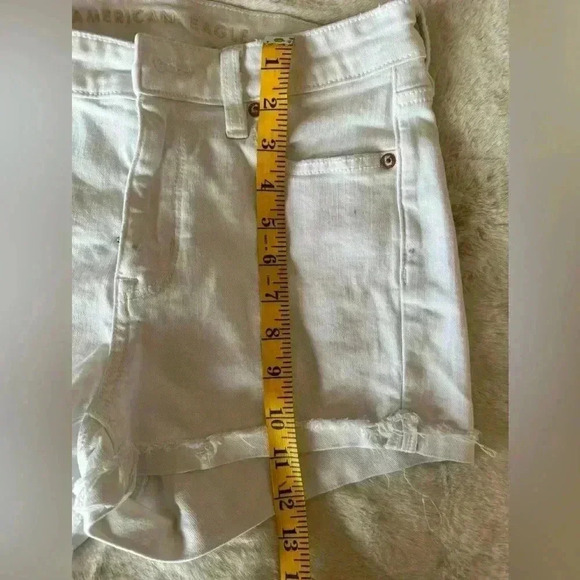 American Eagle Outfitters Studded Shorts midrise next level stretch size 8 white - Picture 8 of 16